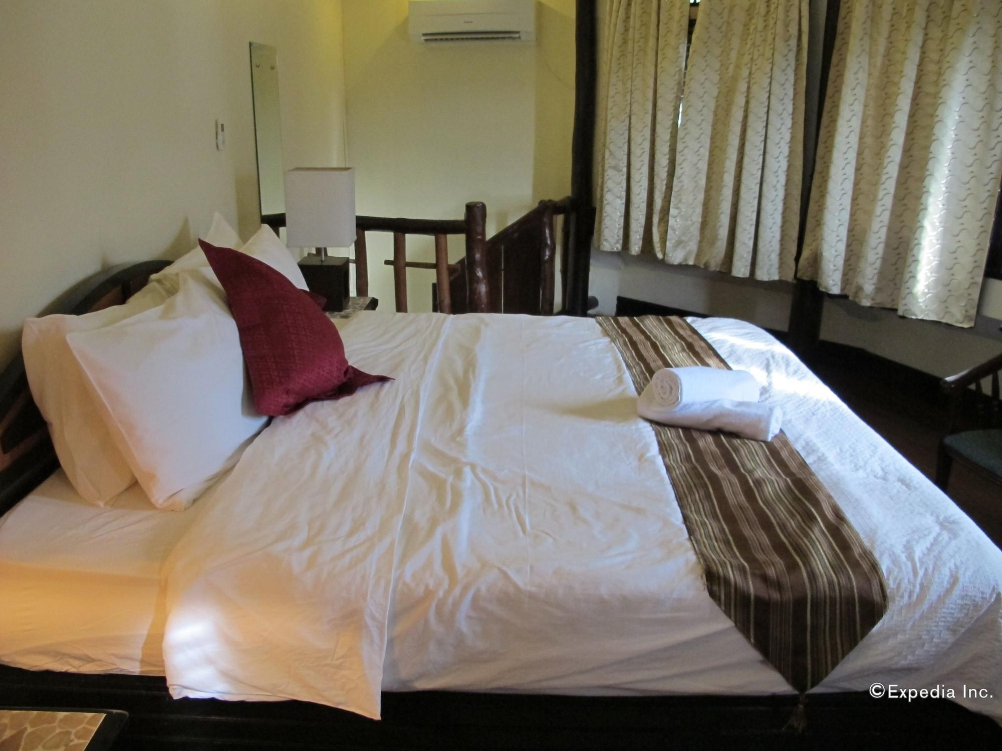 פוארטו גאלרה Utopia Resort & Spa מראה חיצוני תמונה