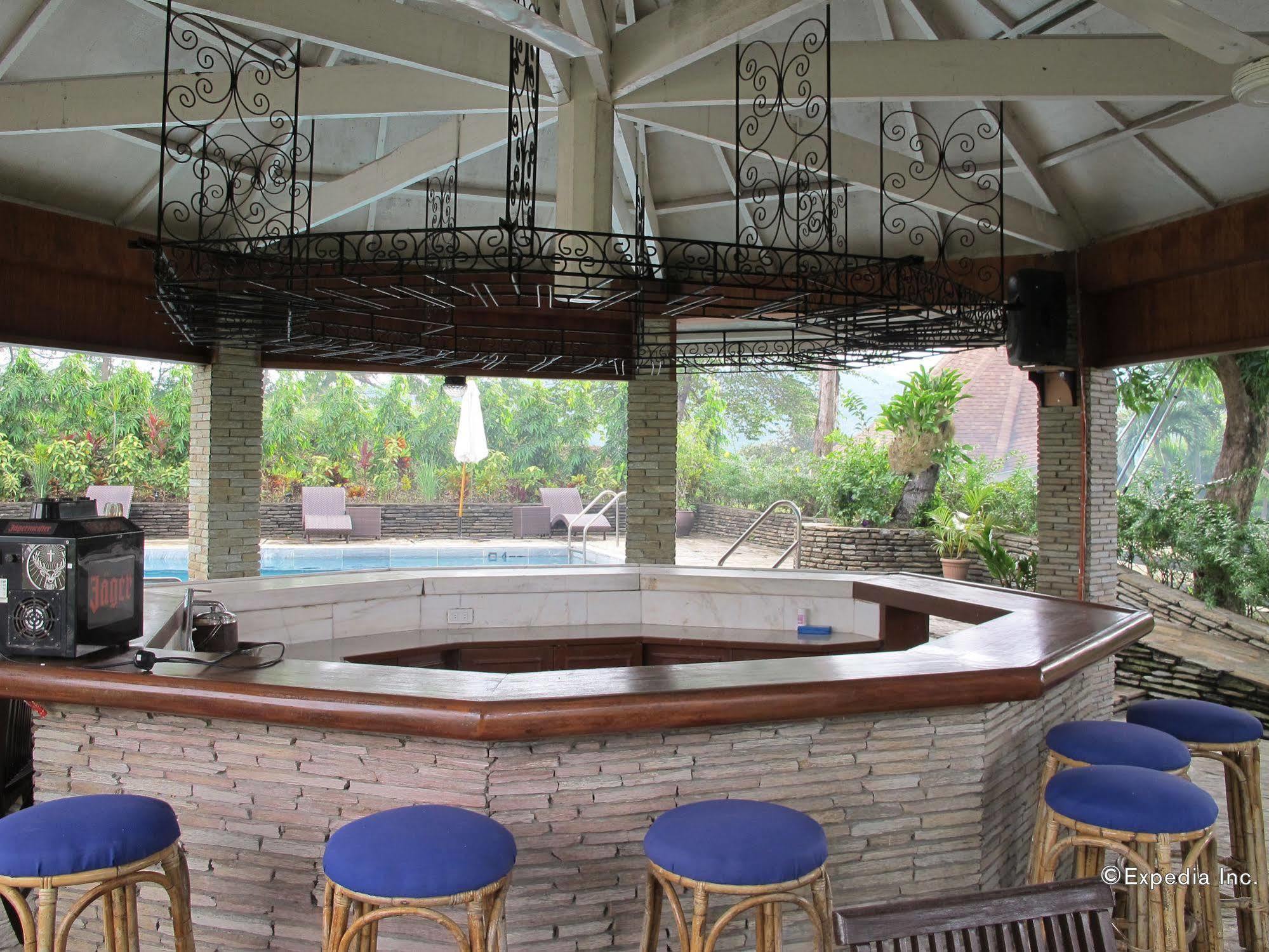 פוארטו גאלרה Utopia Resort & Spa מראה חיצוני תמונה