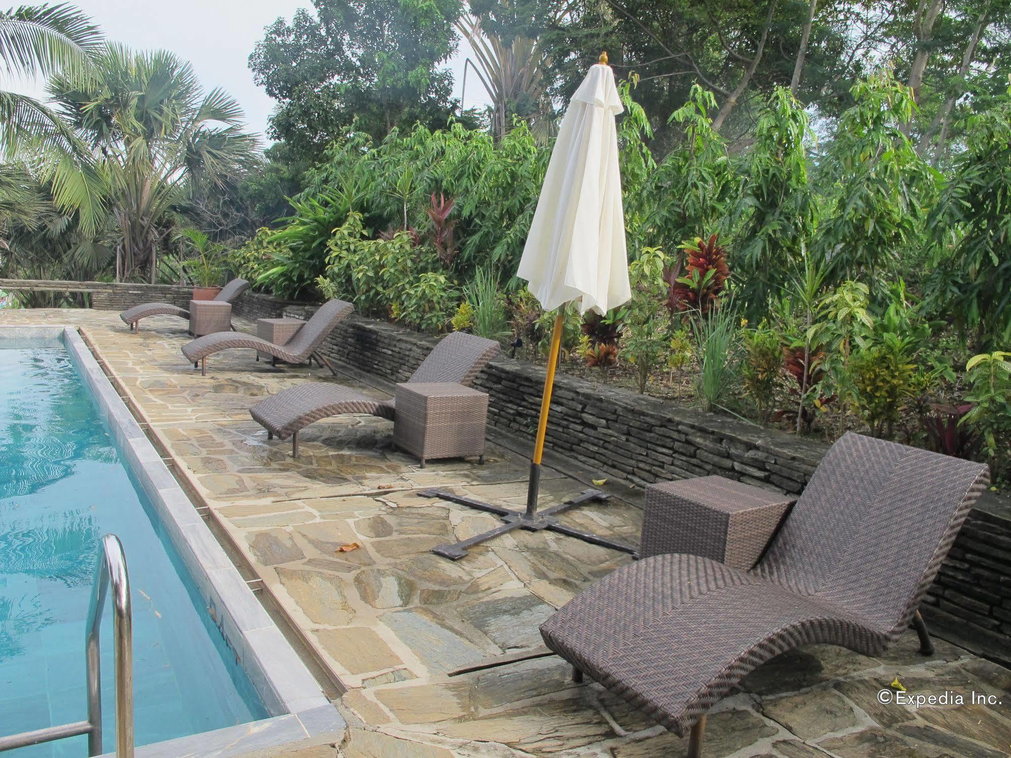 פוארטו גאלרה Utopia Resort & Spa מראה חיצוני תמונה