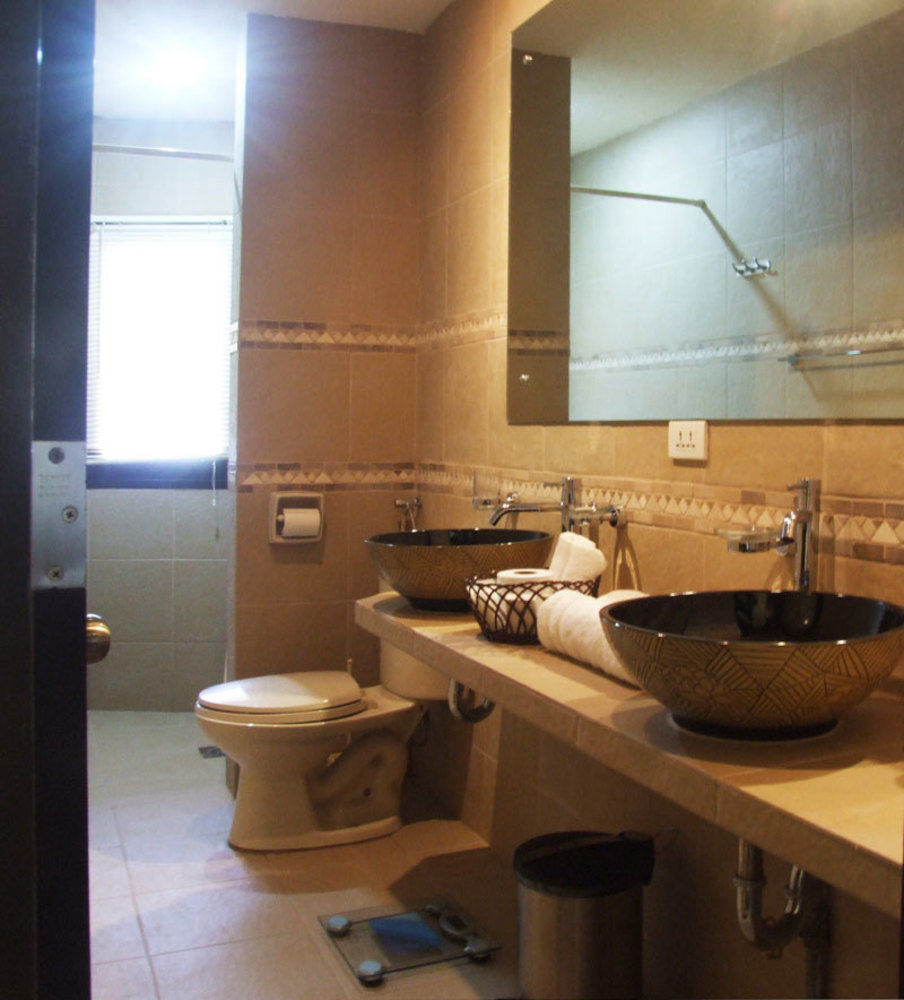 פוארטו גאלרה Utopia Resort & Spa מראה חיצוני תמונה